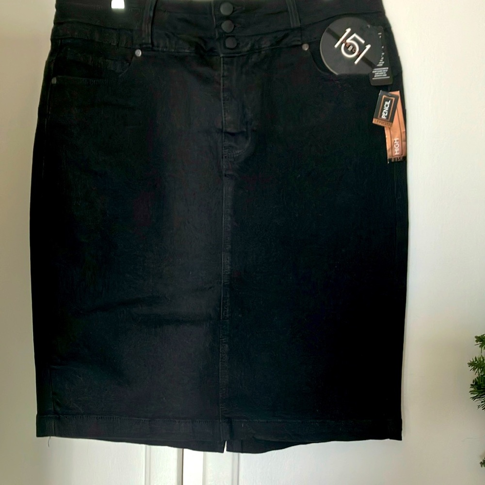 one5one (151) black skirt size L
